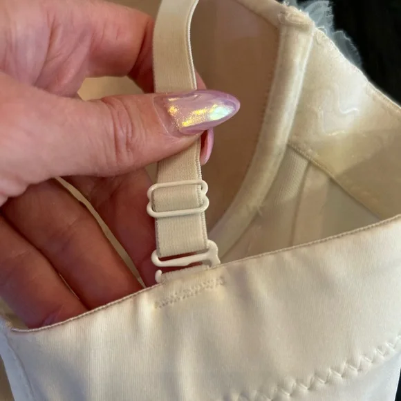 Floral Embellished Crop Top - Multicolor - Picture 7 of 8